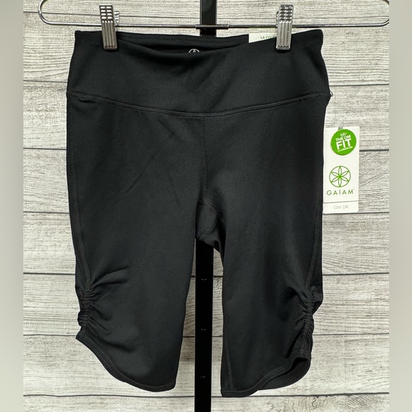 Gaiam Crop Leggings - Picture 2 of 6